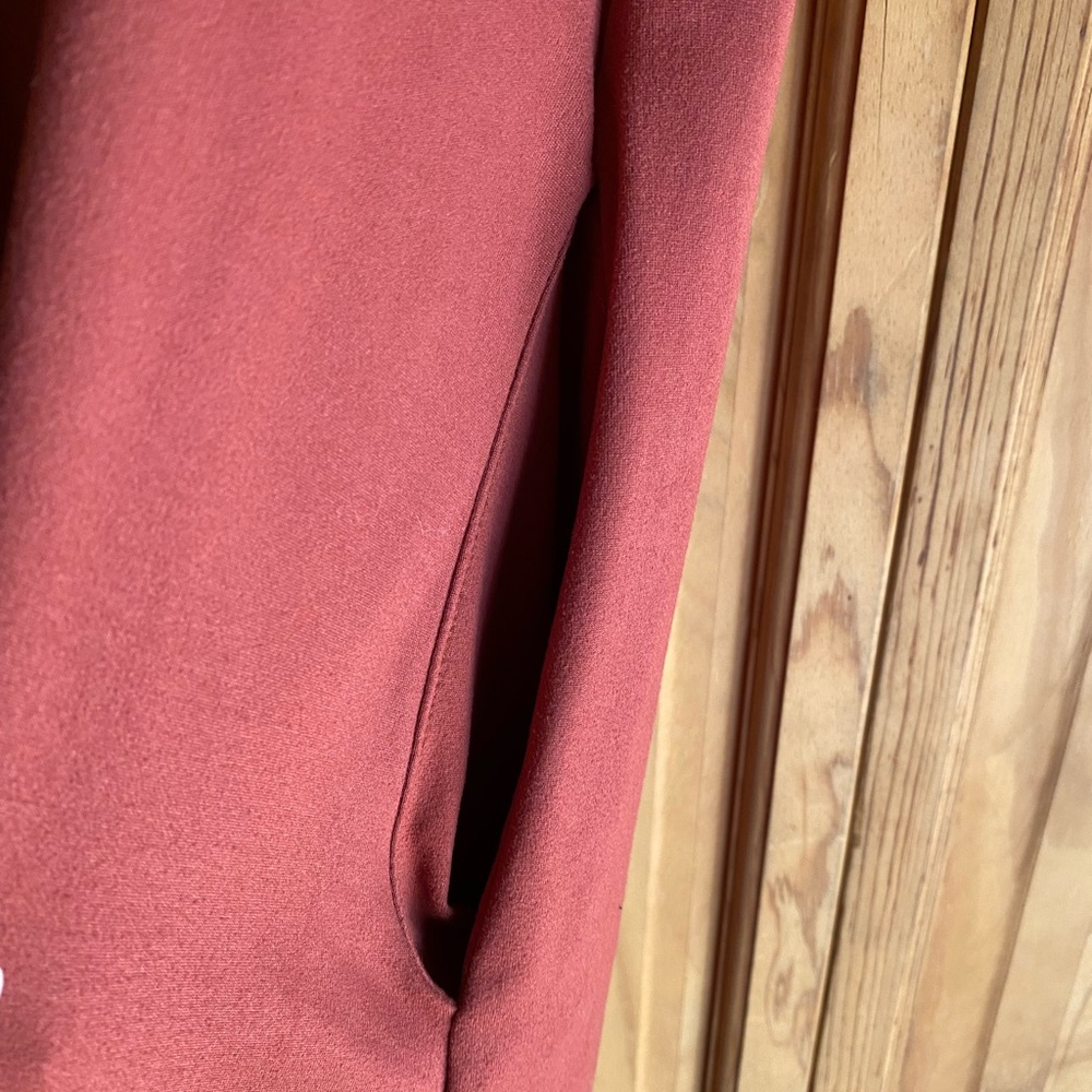 Entro Rust Dress - Picture 5 of 5